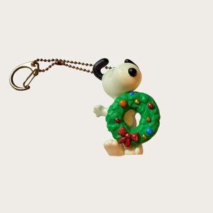 Snoopy Christmas Wreath Keychain Keyring Bag Clip Figurine